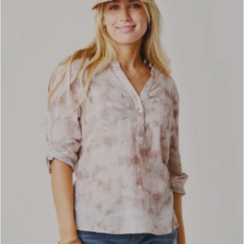 Carve Designs Beige and Brown Blouse